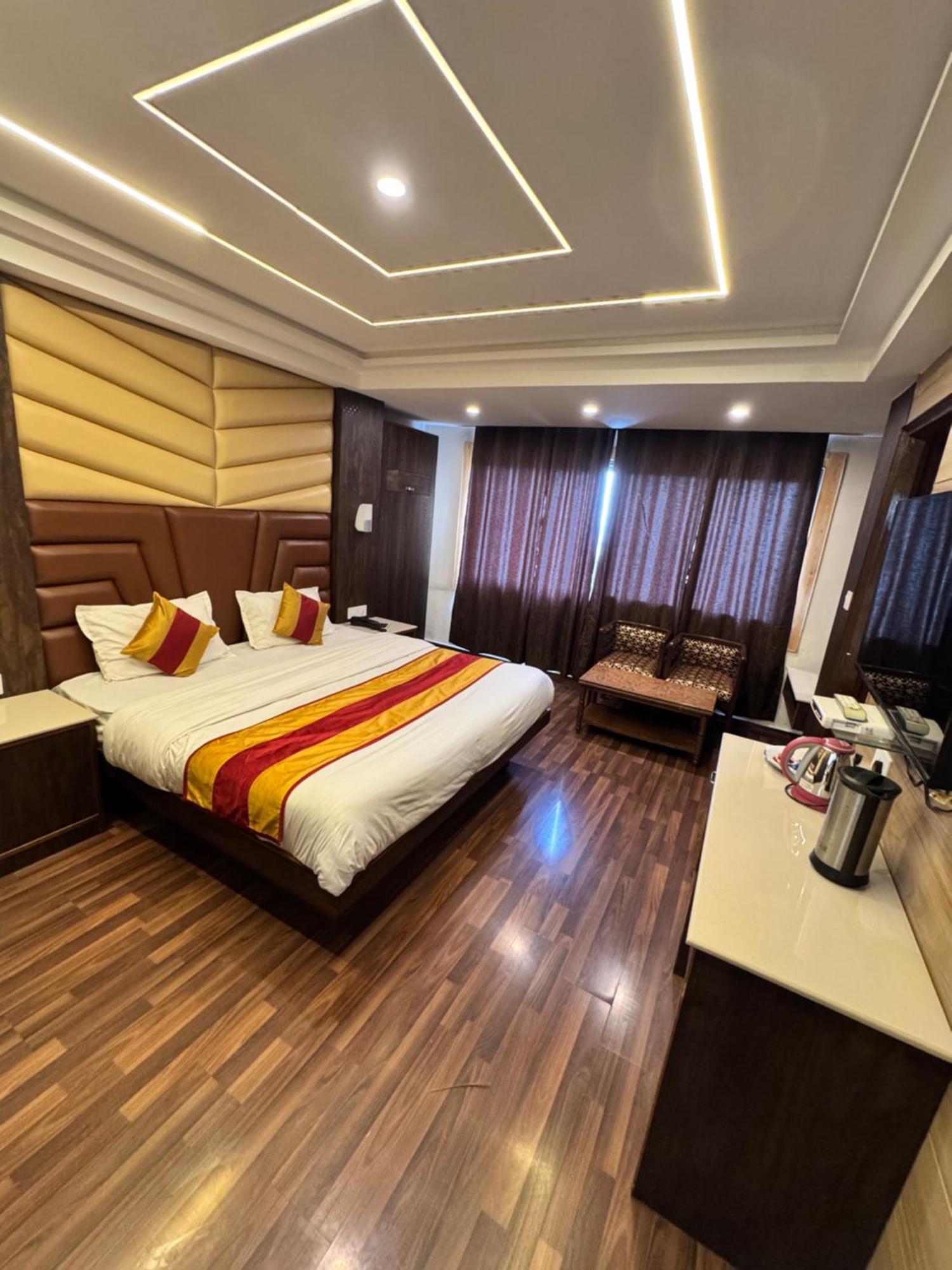 Victory Hotel And Restaurant By Gs Hospitality Shimla Exterior foto